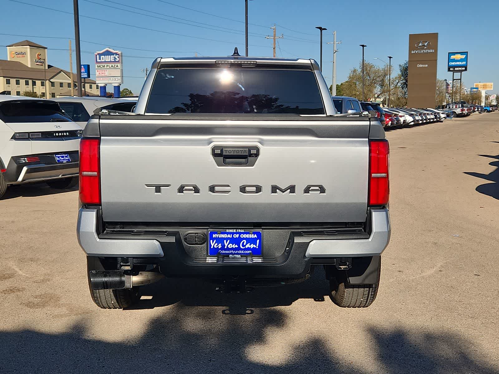 Thumbnail: 2024 Toyota Tacoma - 7