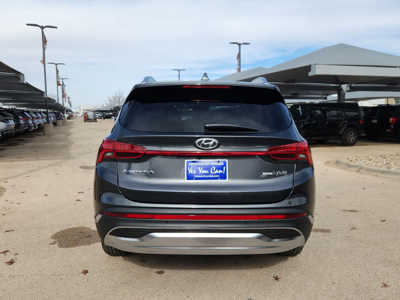 Thumbnail: 2023 Hyundai Santa Fe - 13