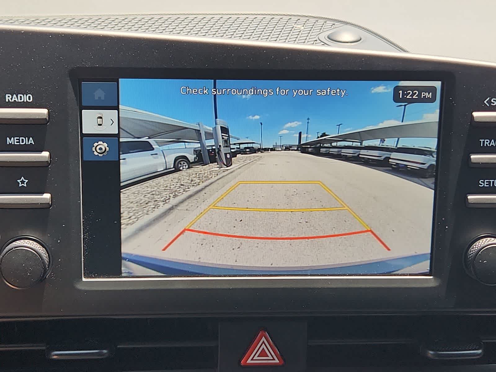 Thumbnail: 2025 Hyundai Elantra - 25