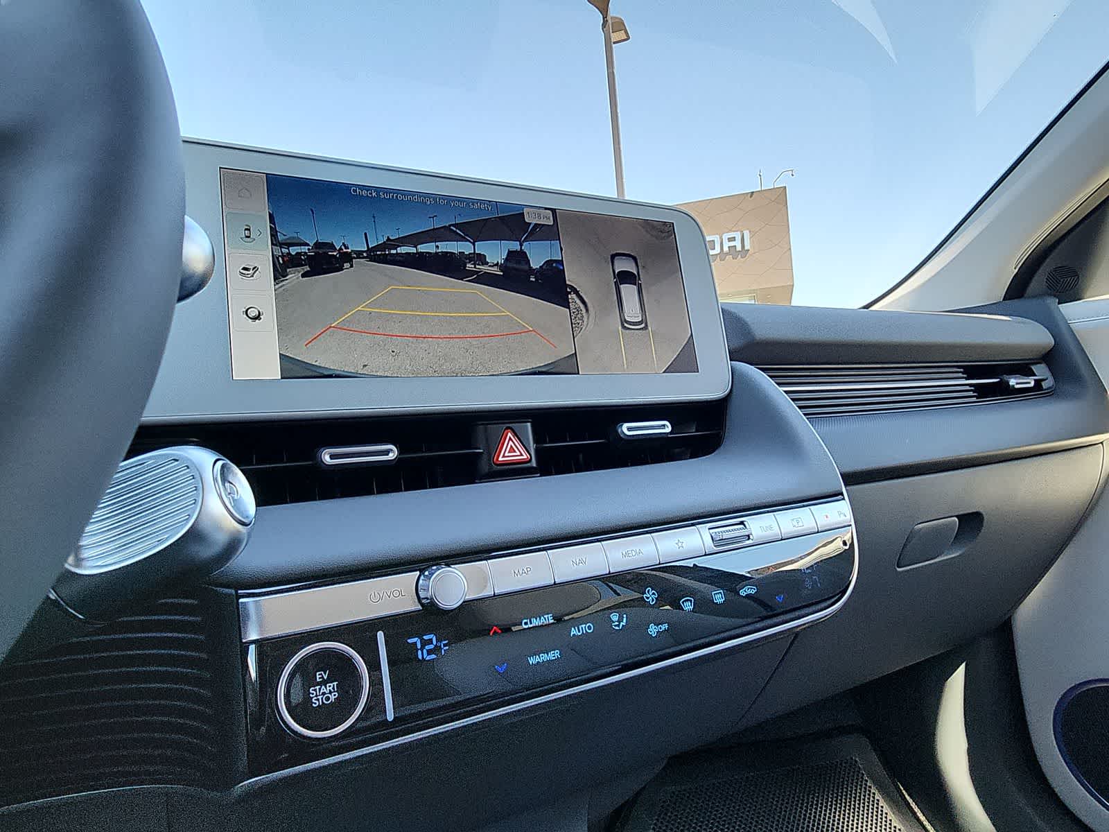 Thumbnail: 2024 Hyundai Ioniq 5 - 28