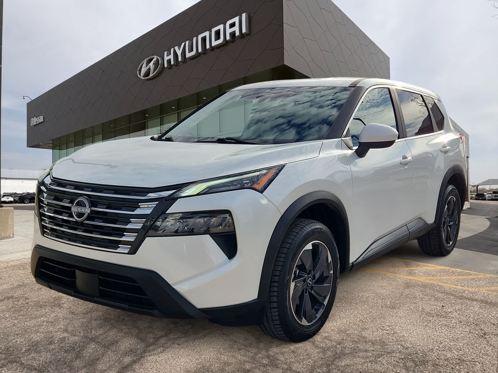 Thumbnail: 2024 Nissan Rogue - 1