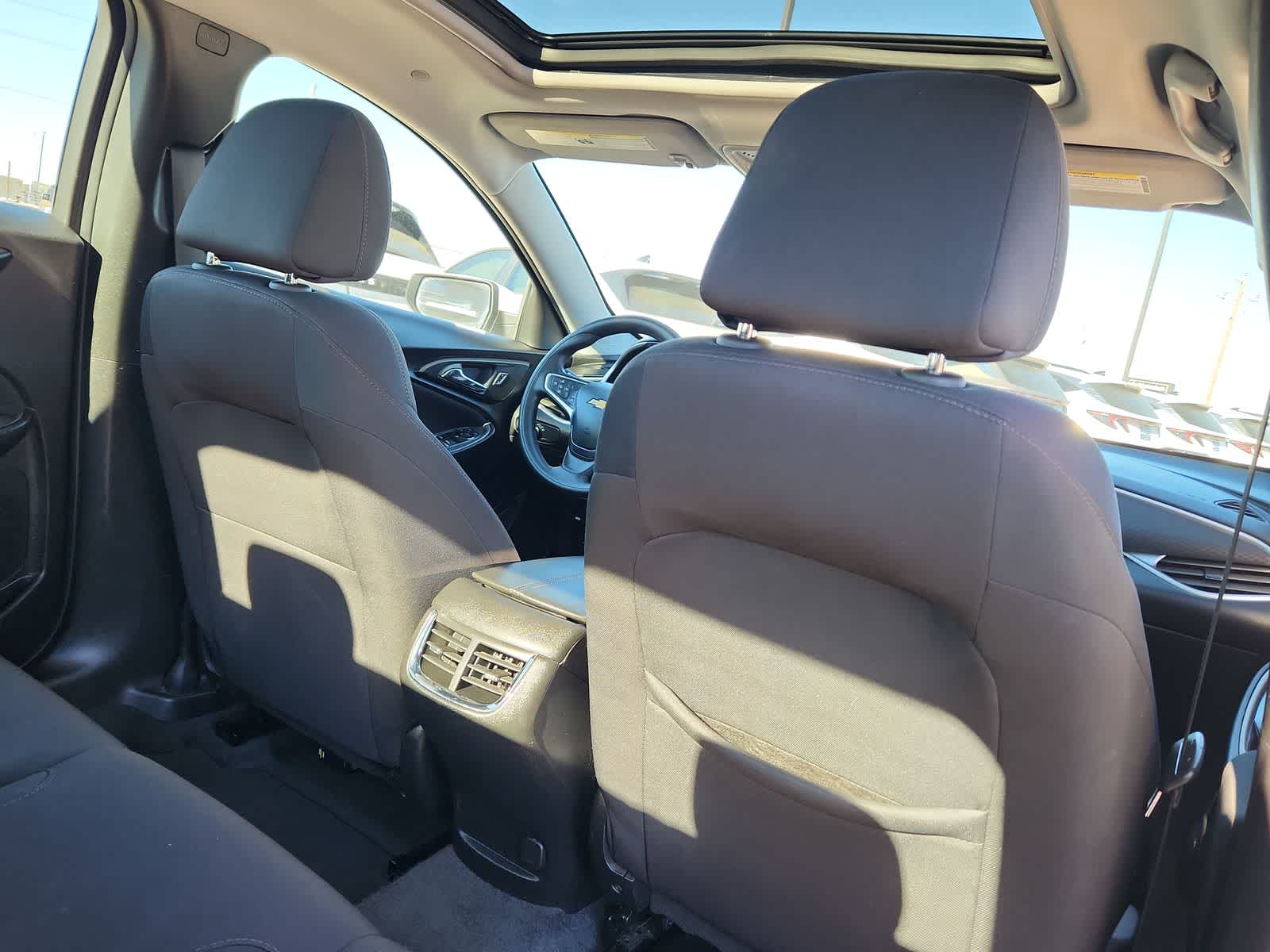 Thumbnail: 2024 Chevrolet Malibu - 16