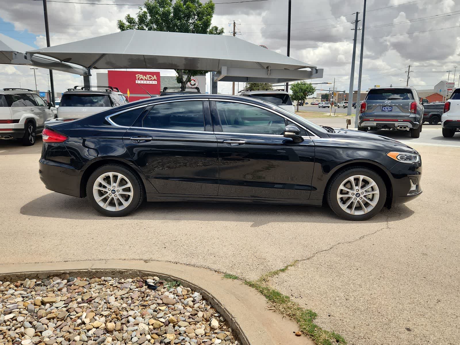 Thumbnail: 2020 Ford Fusion - 9