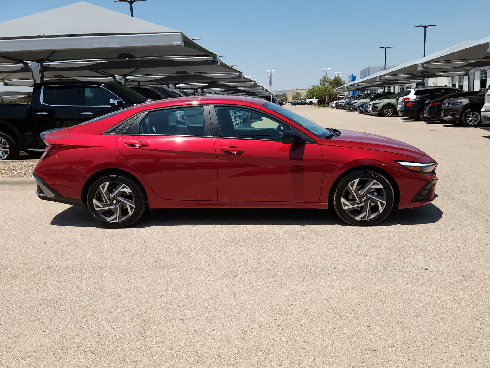 Thumbnail: 2025 Hyundai Elantra - 9
