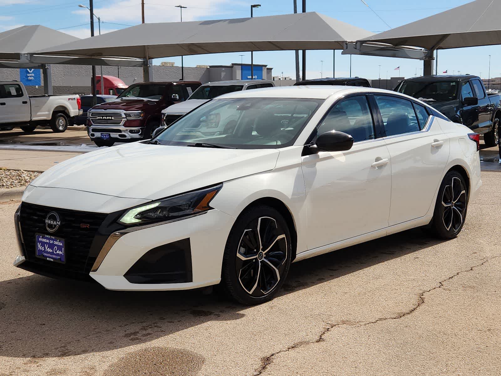 Thumbnail: 2024 Nissan Altima - 4