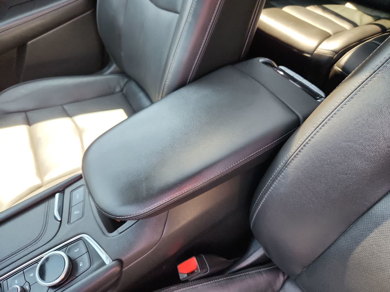 Thumbnail: 2020 Cadillac XT6 - 20