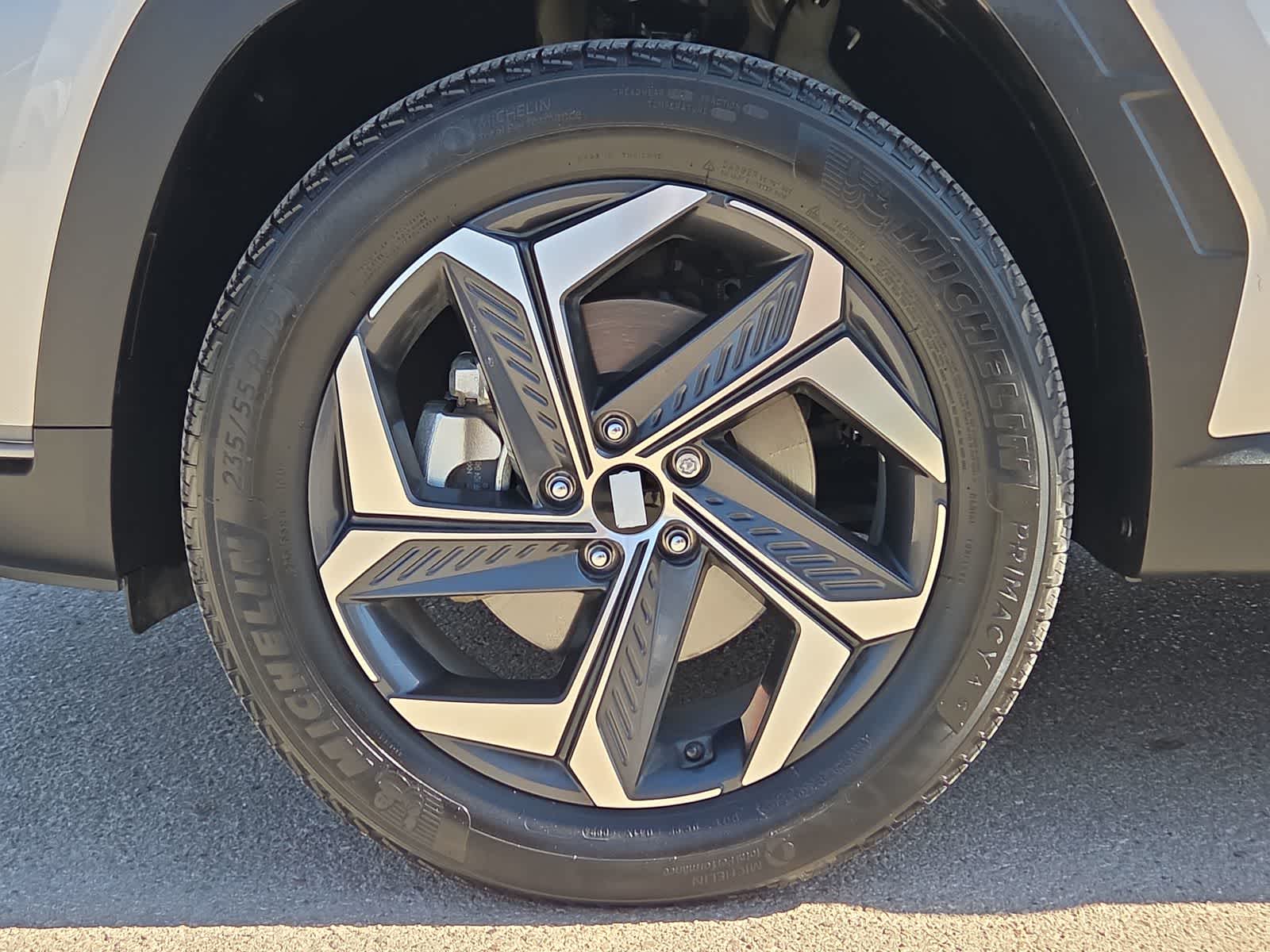 Thumbnail: 2024 Hyundai Tucson - 12