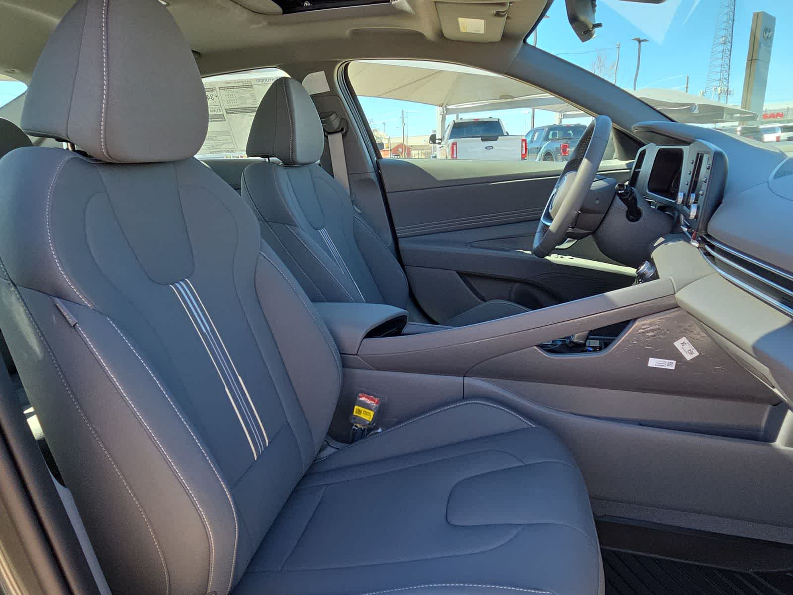 Thumbnail: 2026 Hyundai Elantra - 18