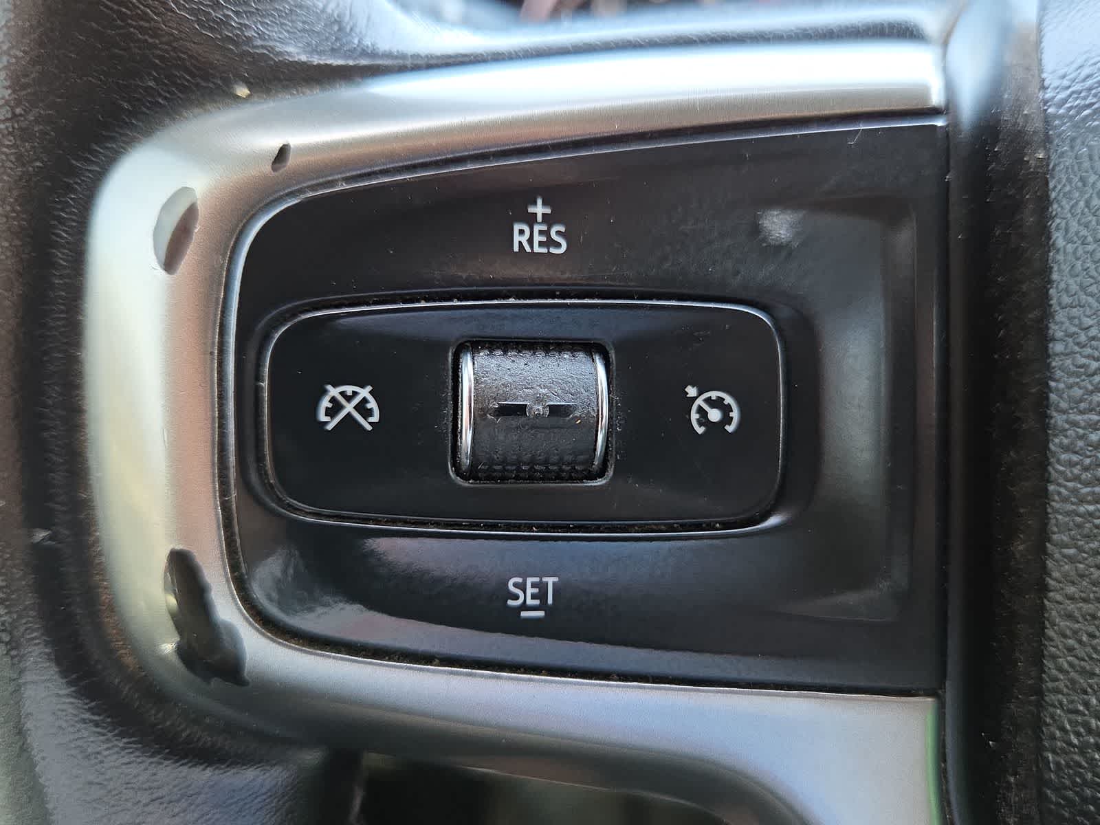 Thumbnail: 2022 Chevrolet Silverado 2500 - 23