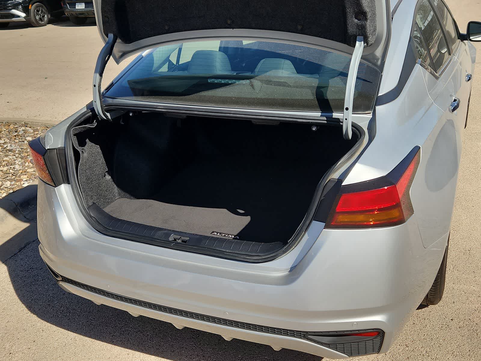 Thumbnail: 2024 Nissan Altima - 23