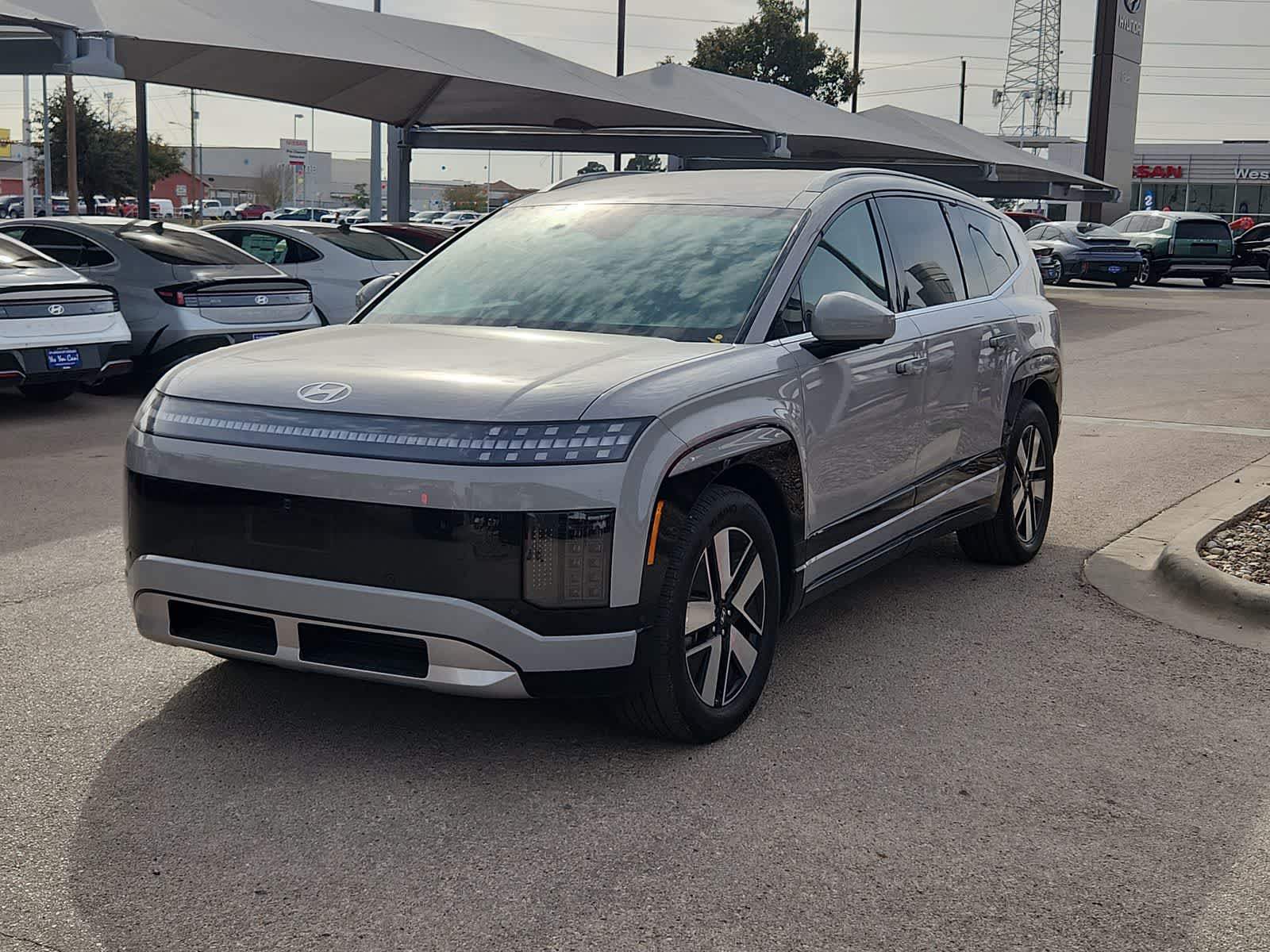 Thumbnail: 2026 Hyundai Ioniq - 4