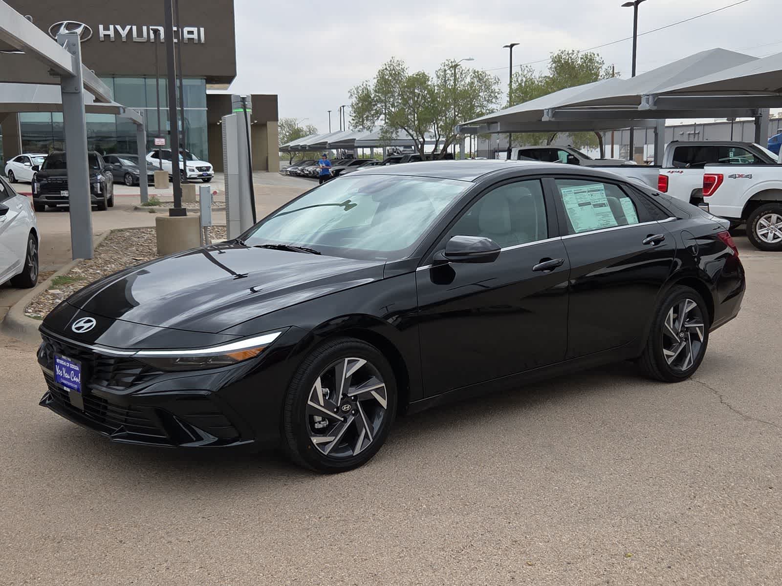 Thumbnail: 2026 Hyundai Elantra - 4