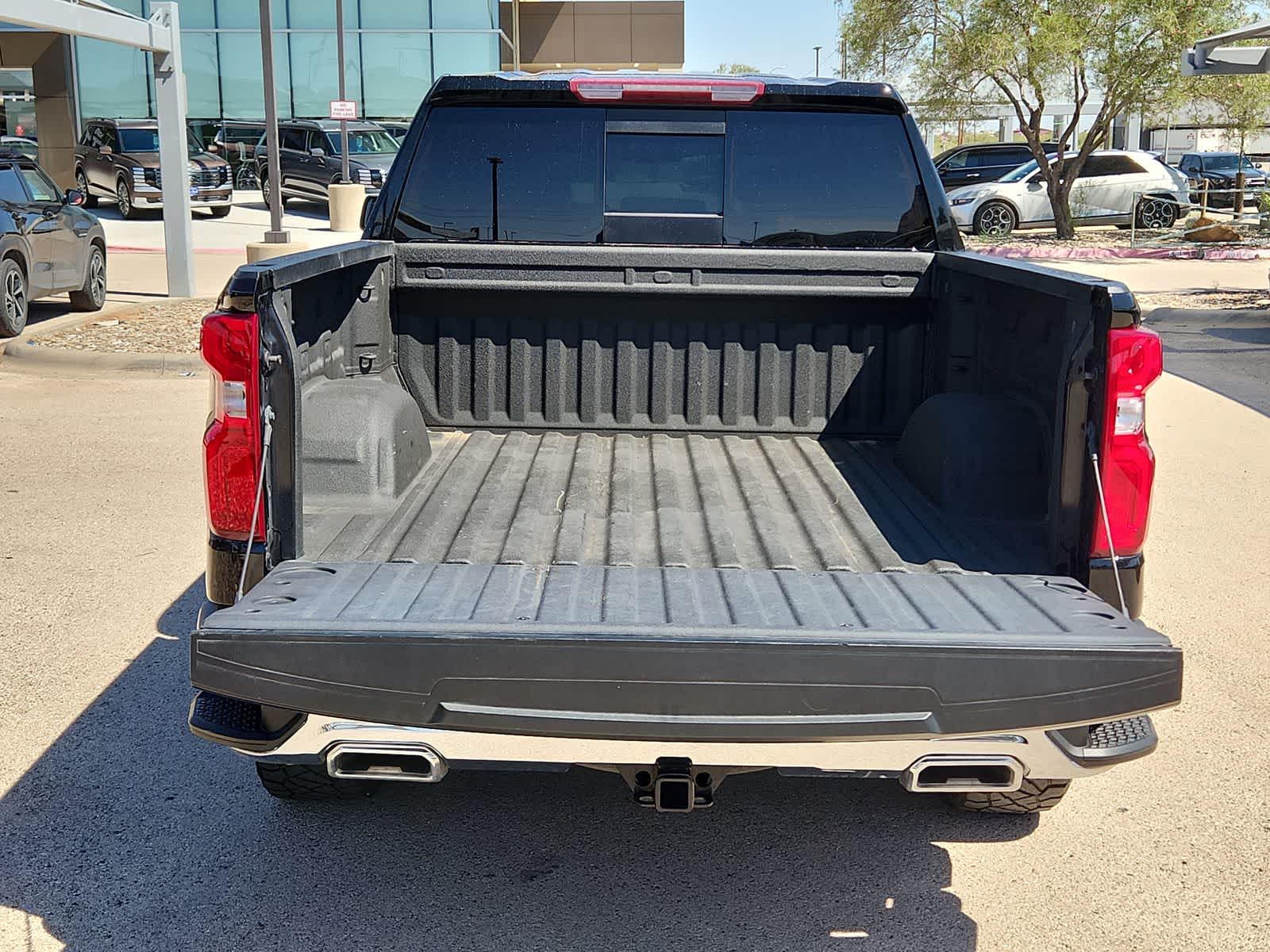 Thumbnail: 2023 Chevrolet Silverado 1500 - 23