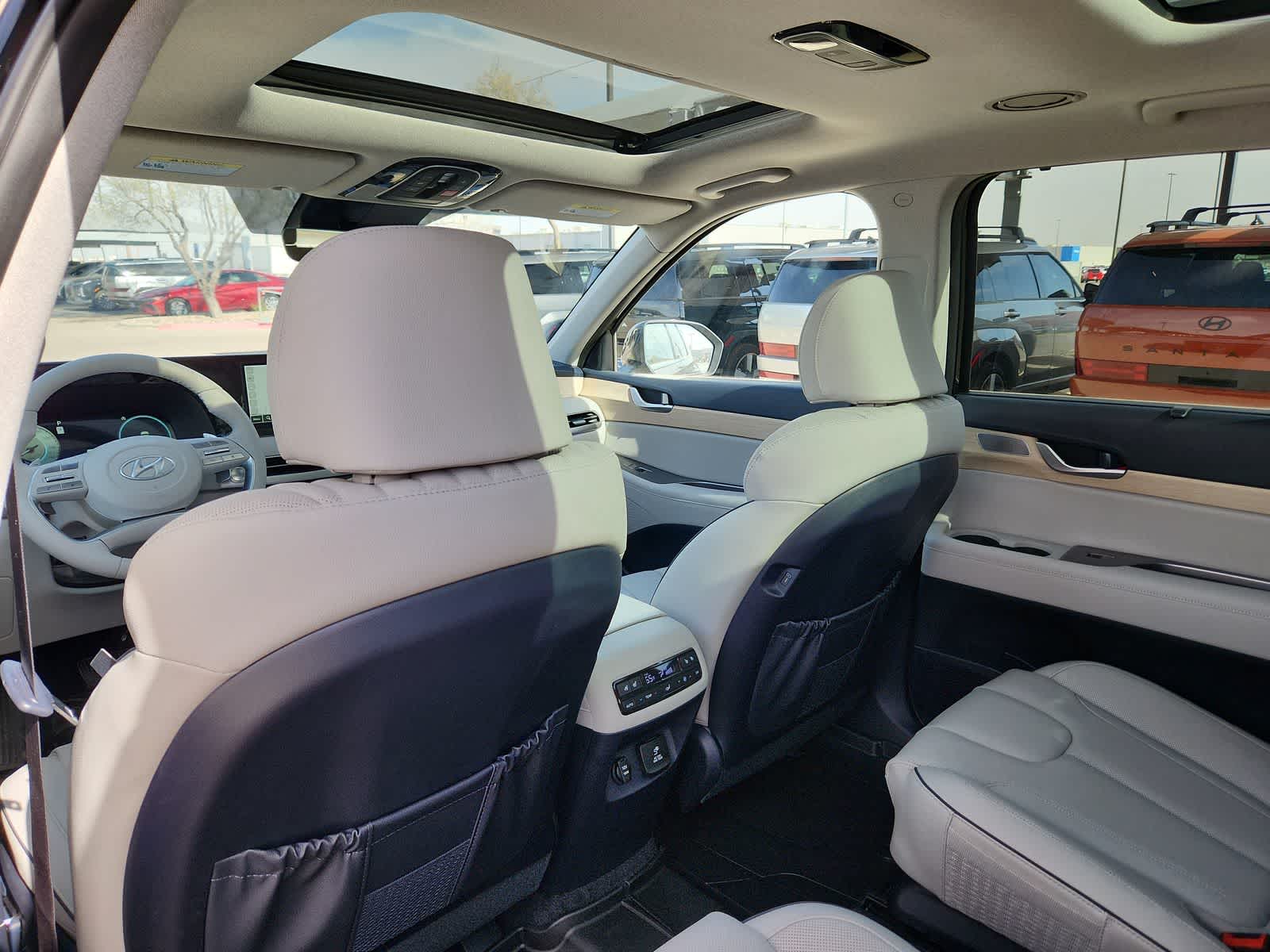 Thumbnail: 2025 Hyundai Palisade - 20