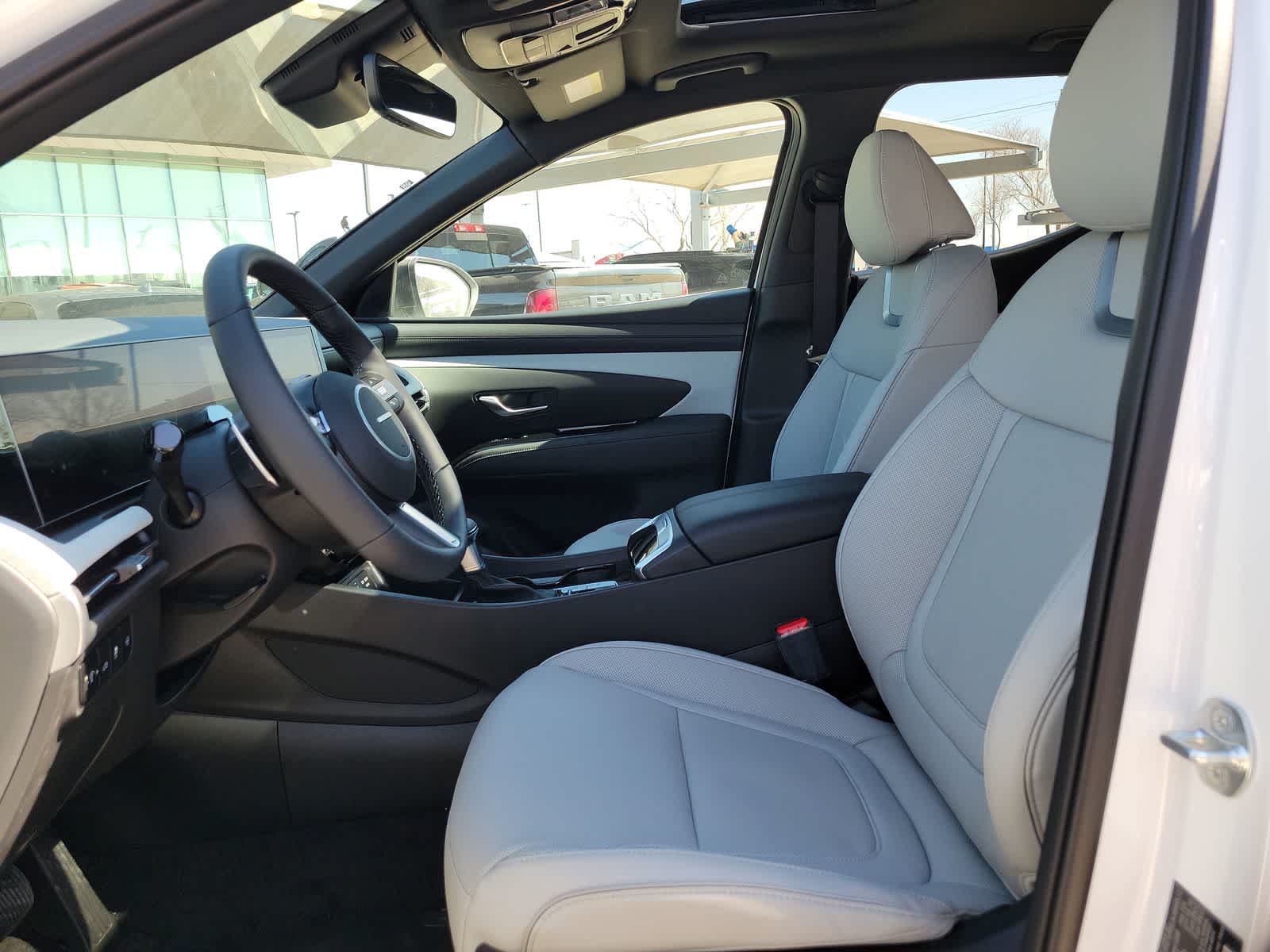 Thumbnail: 2025 Hyundai Santa Cruz - 16