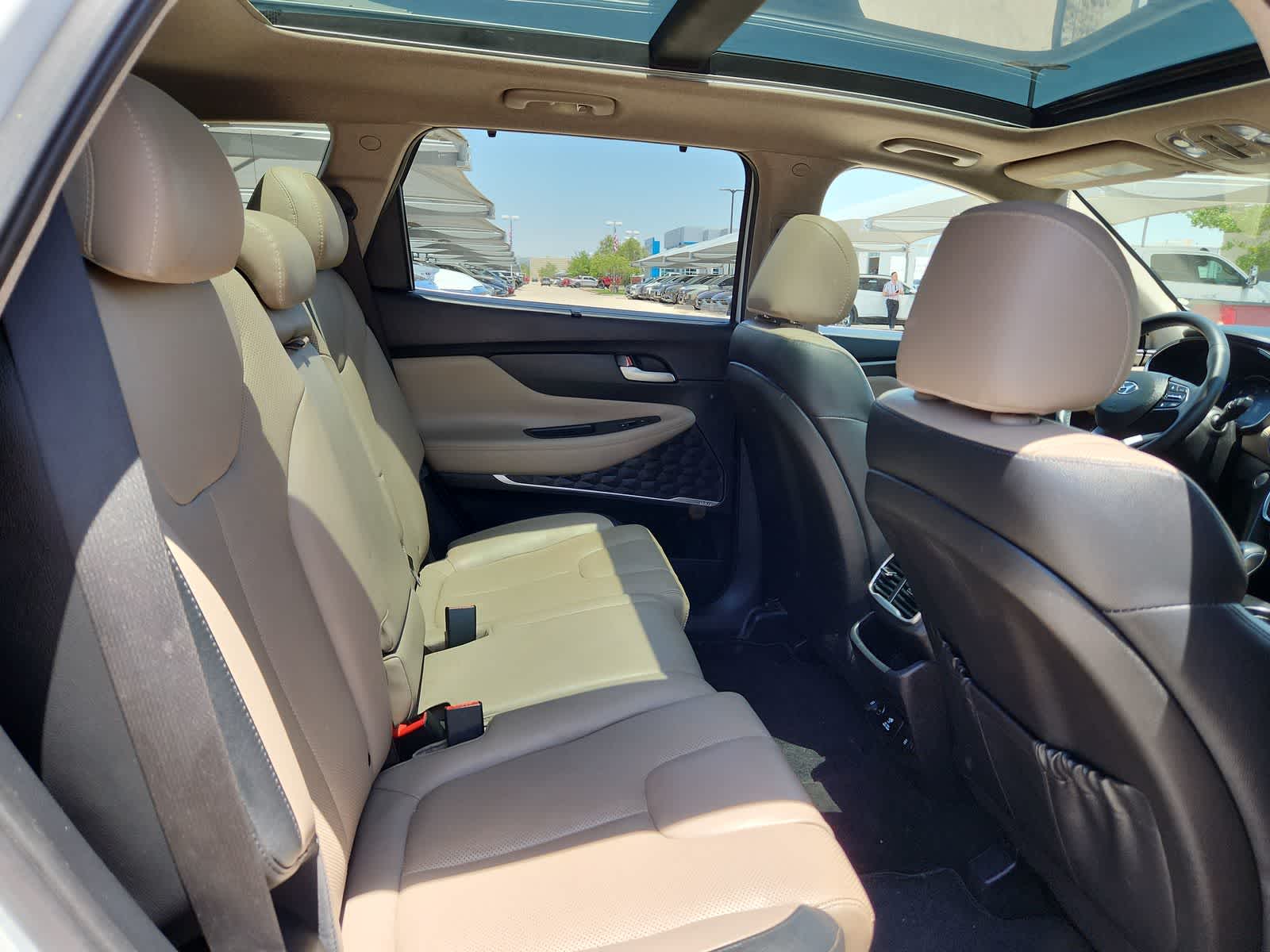 Thumbnail: 2019 Hyundai Santa Fe - 17