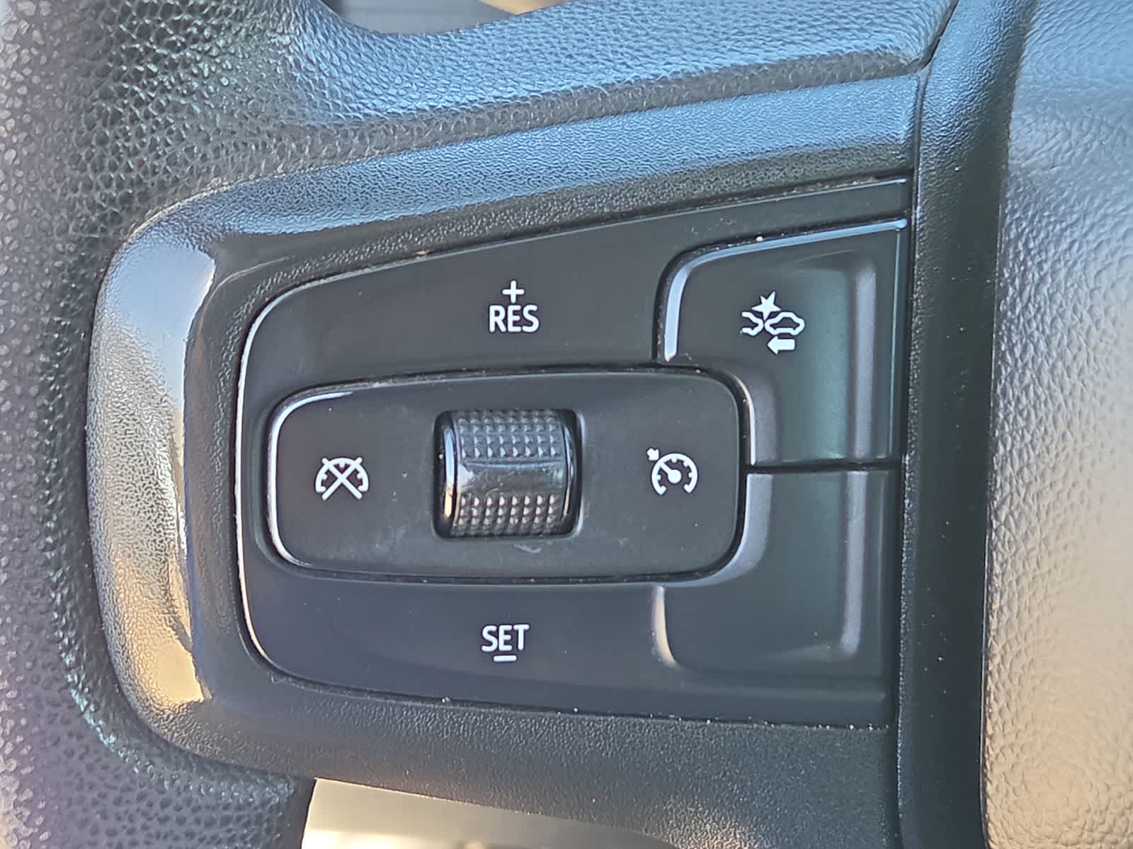 Thumbnail: 2024 Chevrolet Silverado 2500 - 23