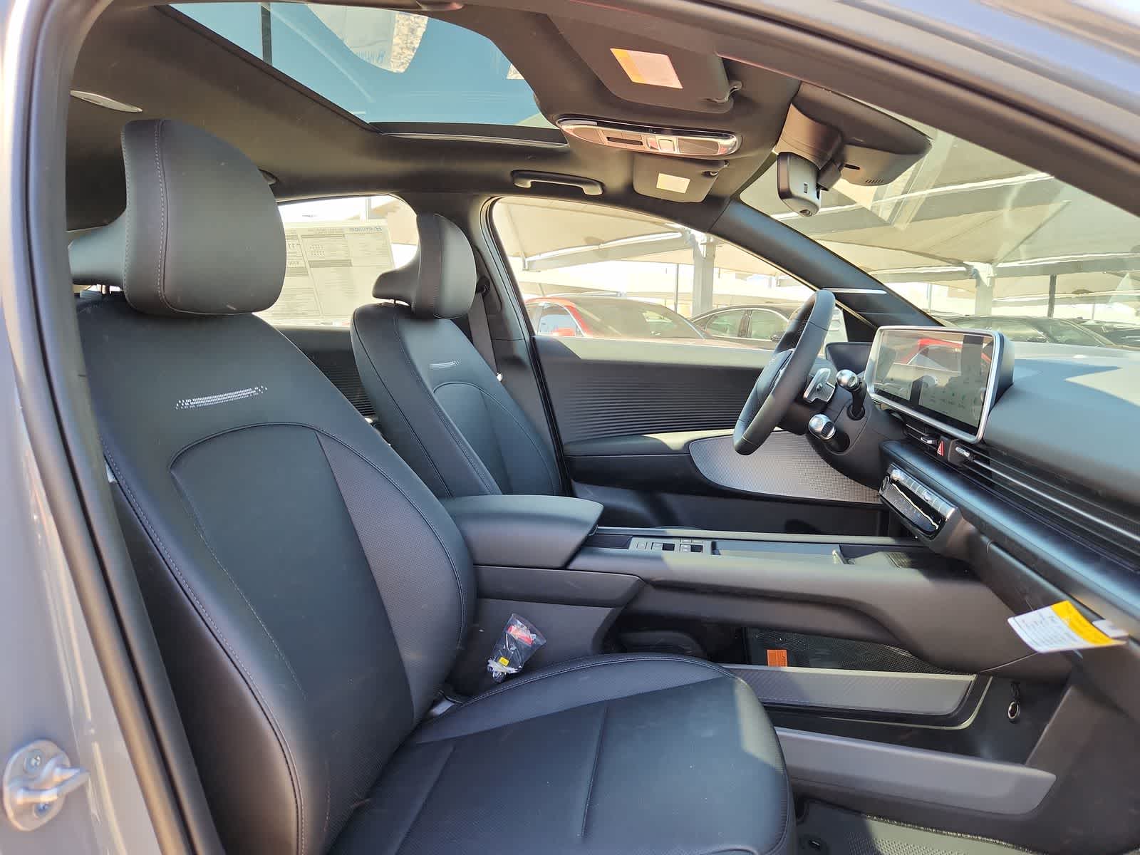 Thumbnail: 2025 Hyundai Ioniq 6 - 22