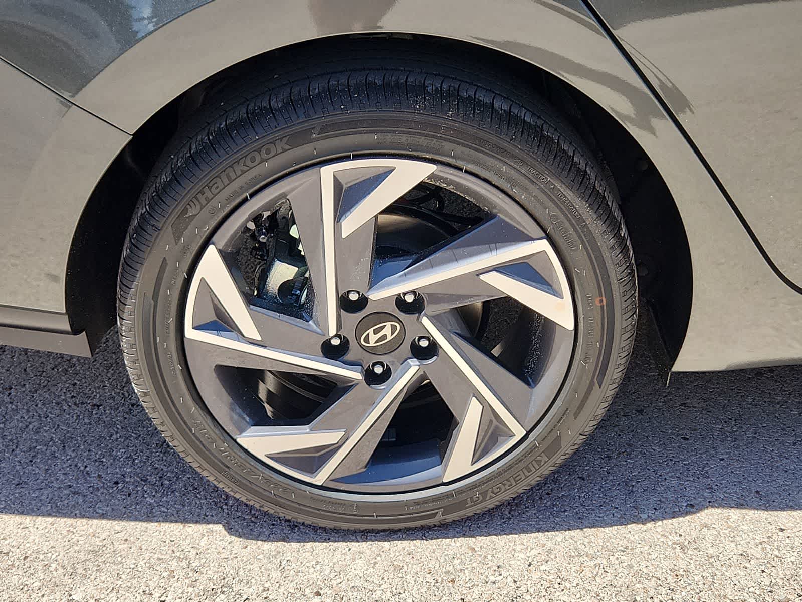 Thumbnail: 2025 Hyundai Elantra - 12