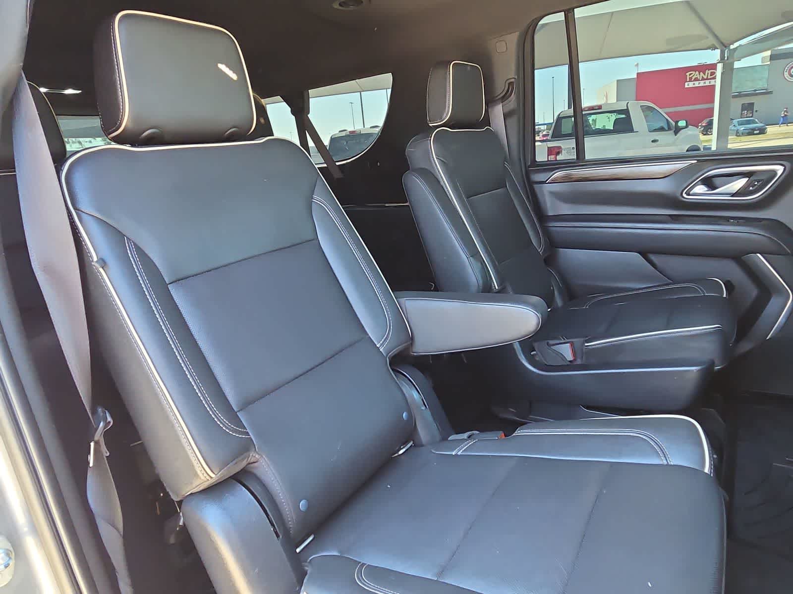 Thumbnail: 2022 Chevrolet Suburban - 17