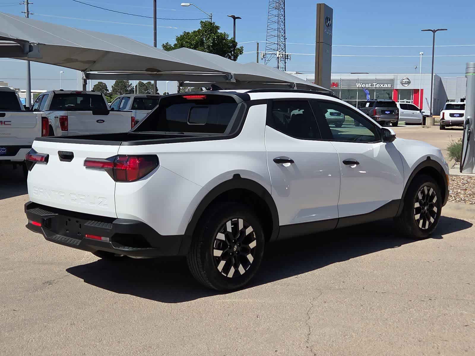Thumbnail: 2026 Hyundai Santa Cruz - 8