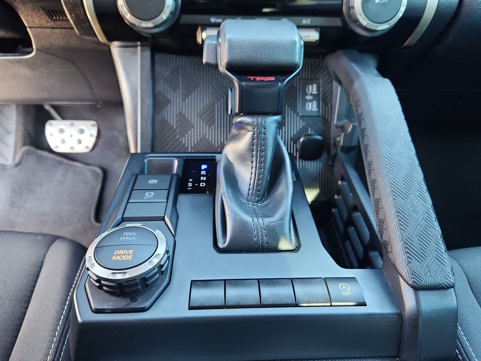 Thumbnail: 2024 Toyota Tacoma - 21