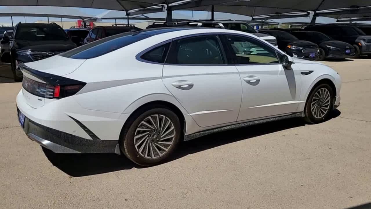 Thumbnail: 2025 Hyundai Sonata - 9