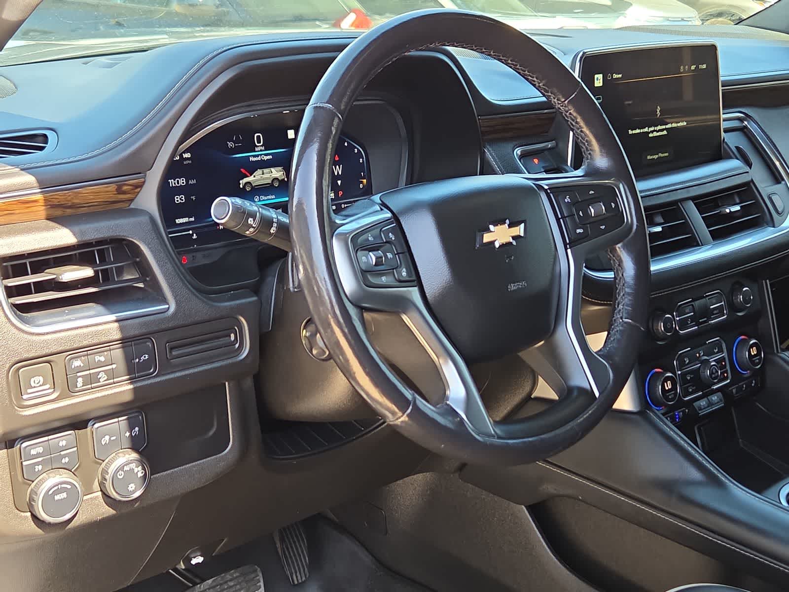 Thumbnail: 2022 Chevrolet Suburban - 10