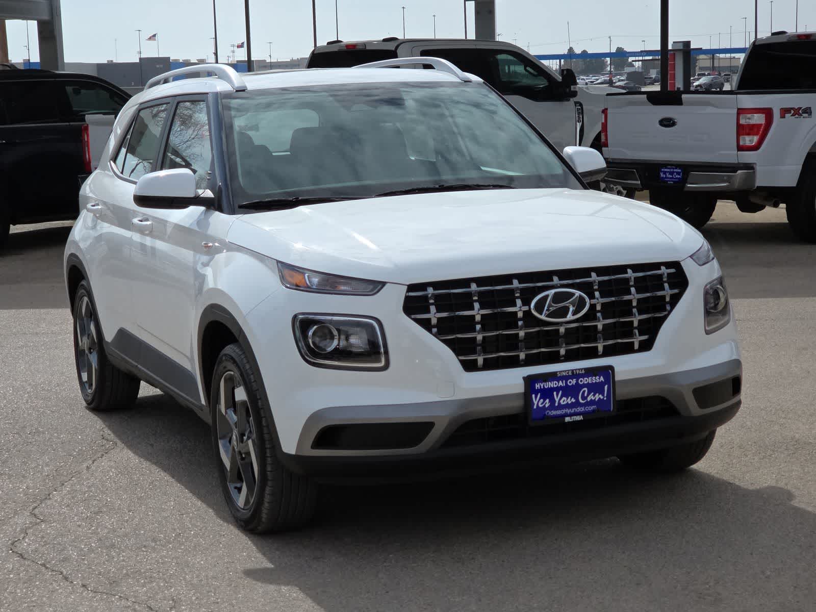 Thumbnail: 2026 Hyundai Venue - 3