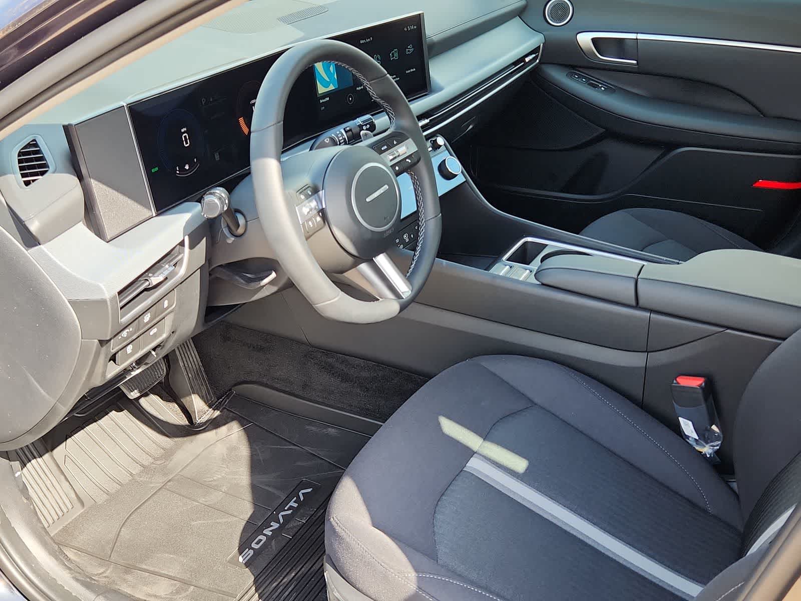 Thumbnail: 2025 Hyundai Sonata - 10