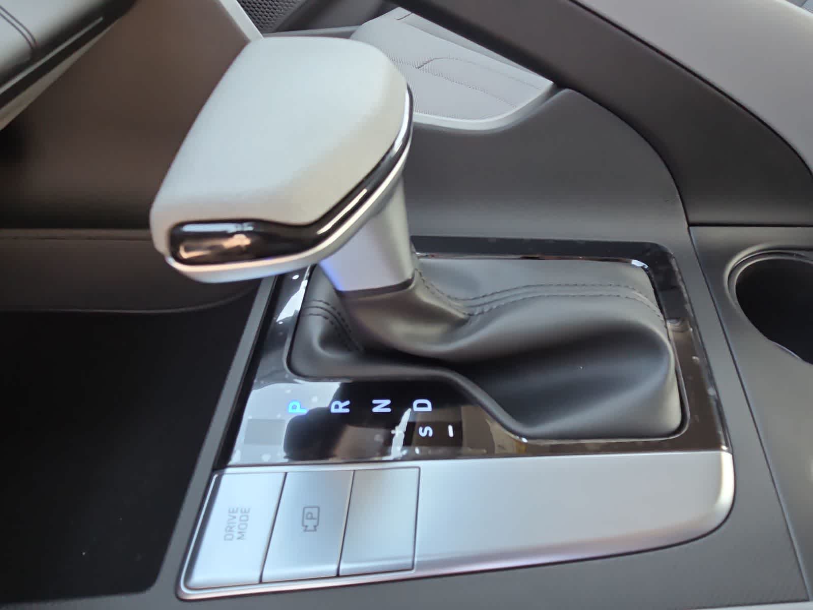 Thumbnail: 2026 Hyundai Elantra - 21