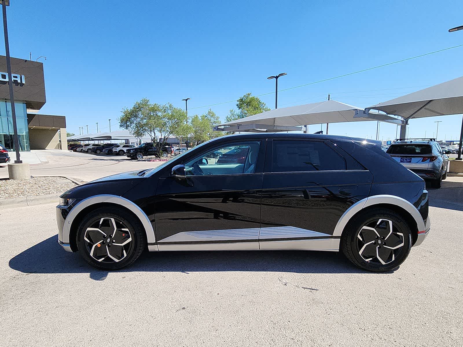 Thumbnail: 2024 Hyundai Ioniq 5 - 11