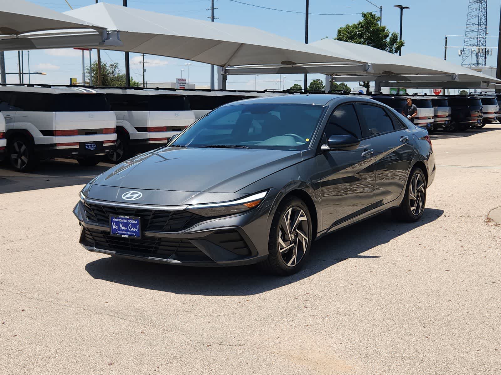 Thumbnail: 2025 Hyundai Elantra - 4