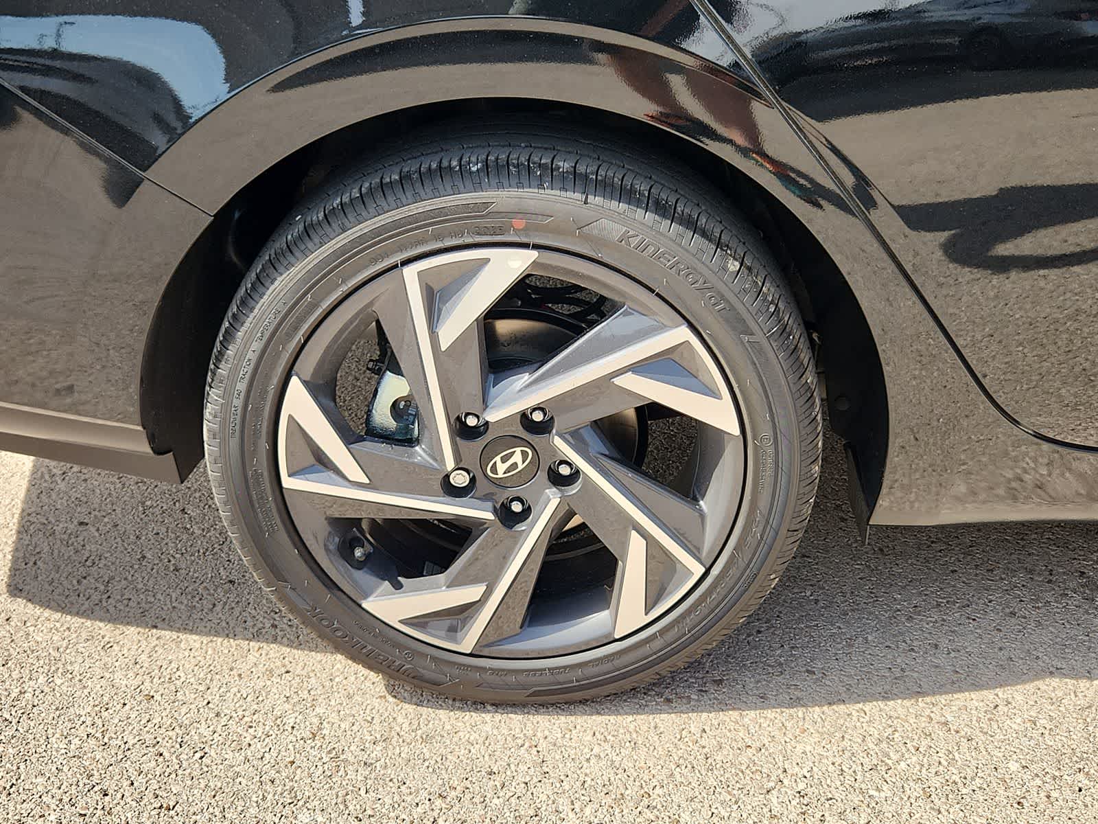 Thumbnail: 2025 Hyundai Elantra - 12