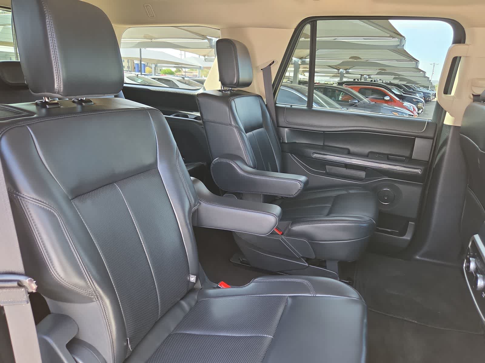 Thumbnail: 2023 Ford Expedition - 17