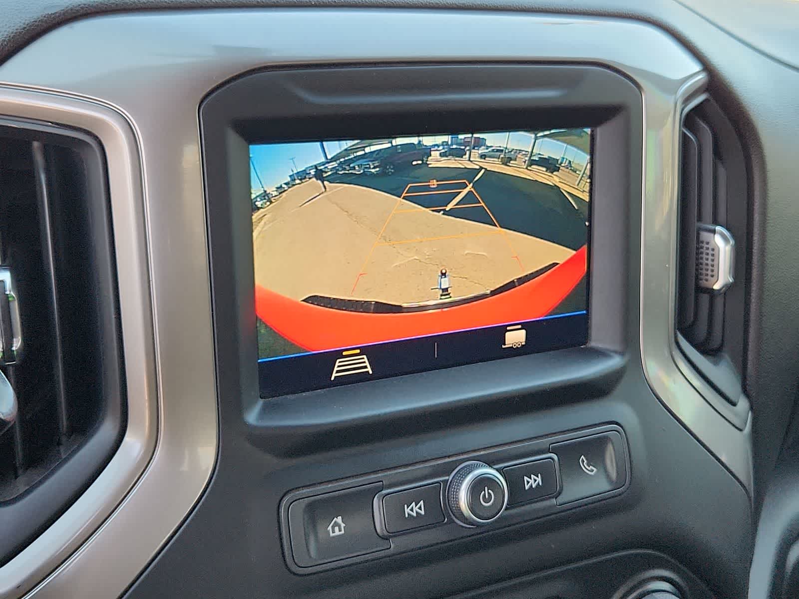 Thumbnail: 2023 Chevrolet Silverado 2500 - 25