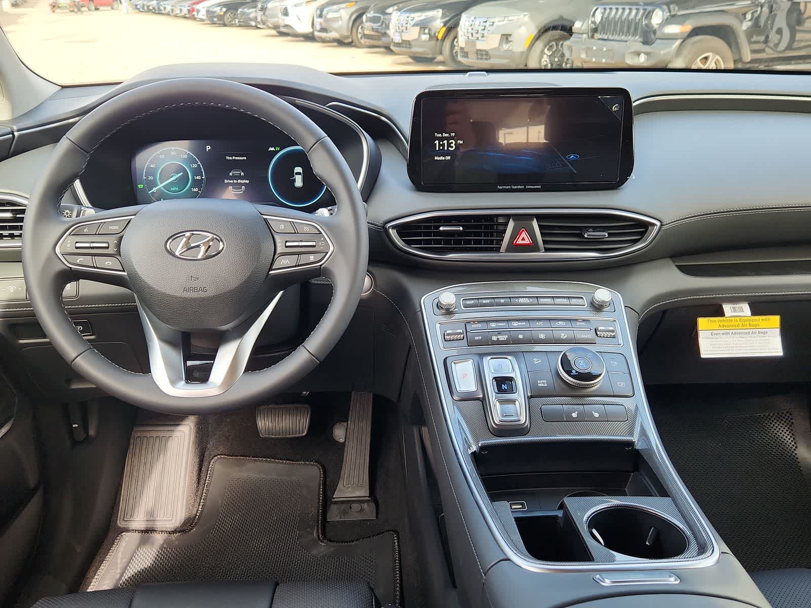 Thumbnail: 2023 Hyundai Santa Fe - 18