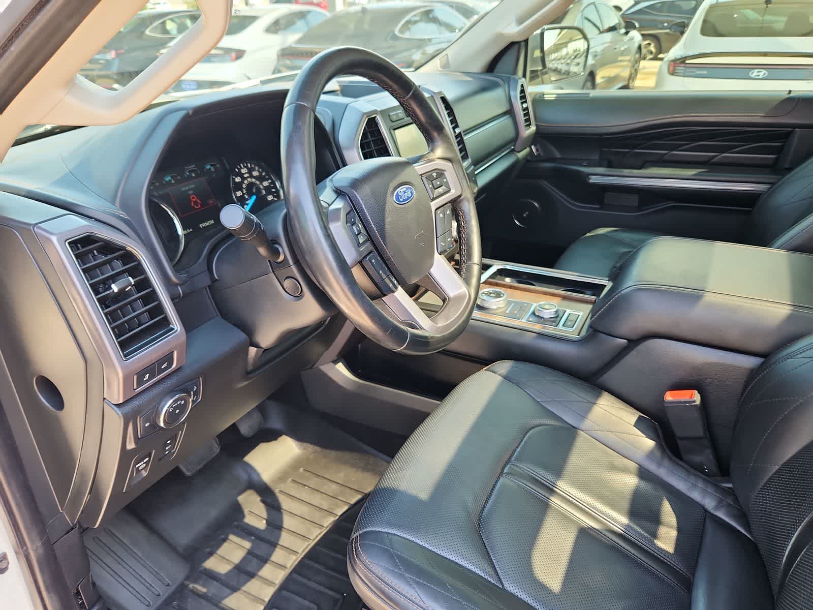 Thumbnail: 2020 Ford Expedition - 10