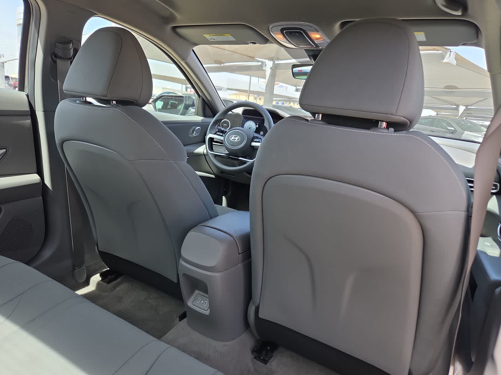 Thumbnail: 2024 Hyundai Elantra - 16