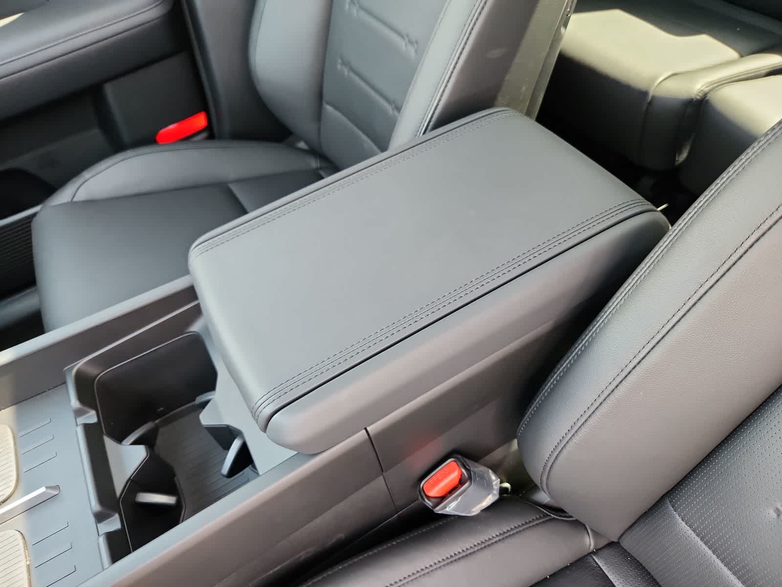 Thumbnail: 2025 Hyundai Santa Fe - 24