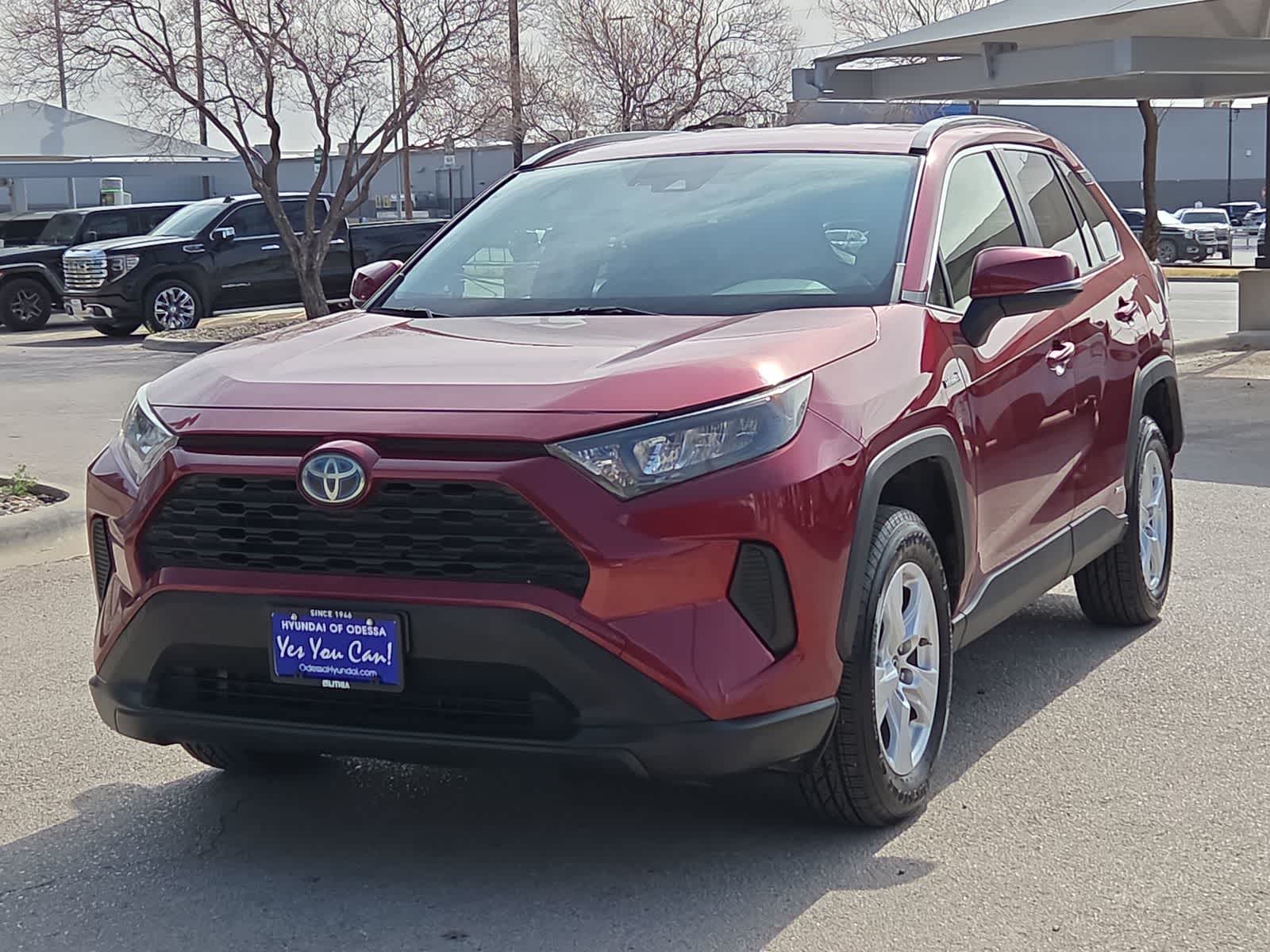 Thumbnail: 2019 Toyota RAV4 - 3