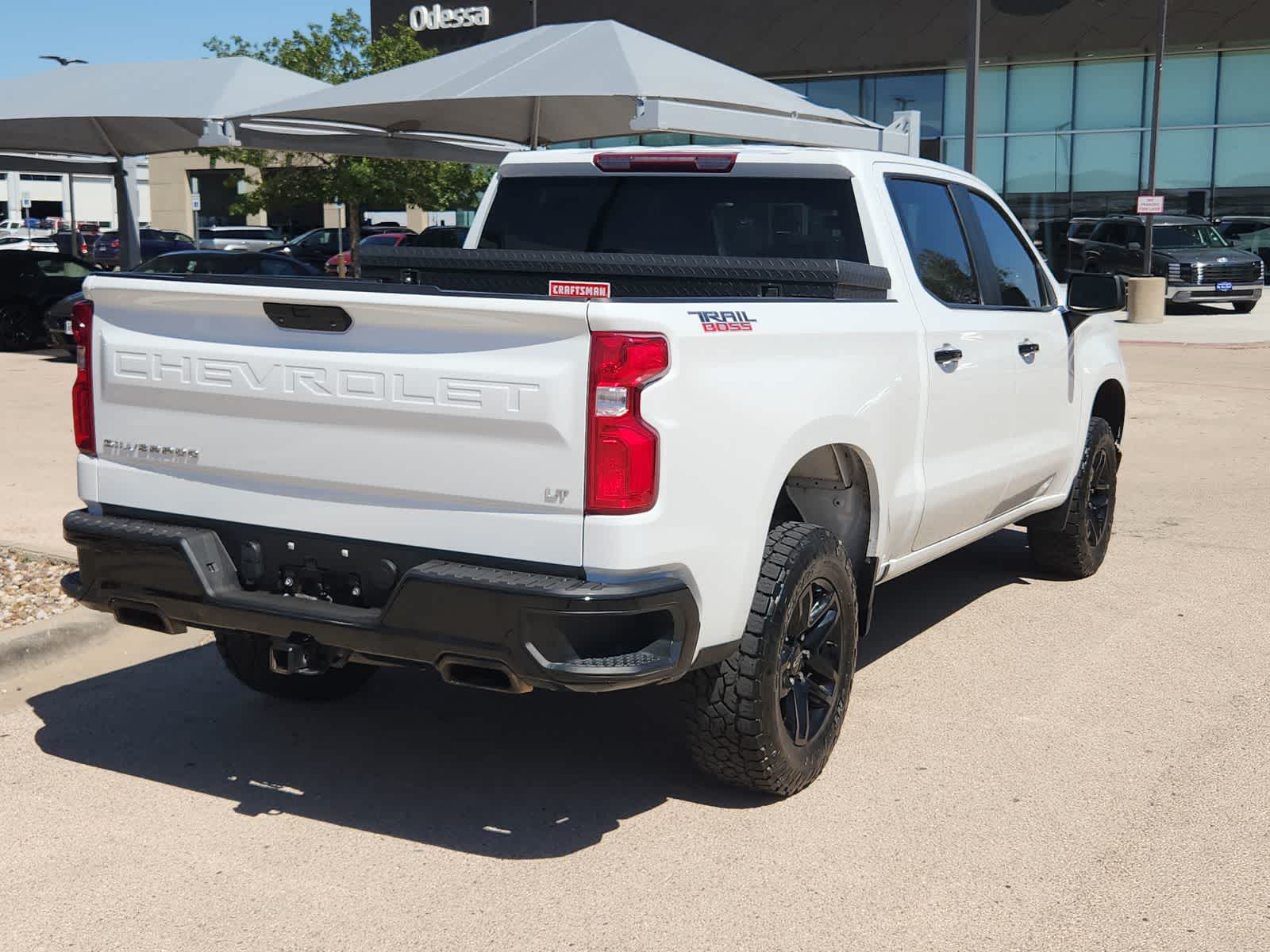 Thumbnail: 2022 Chevrolet Silverado 1500 - 8