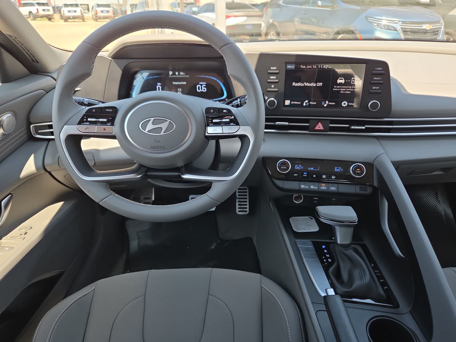 Thumbnail: 2026 Hyundai Elantra - 14