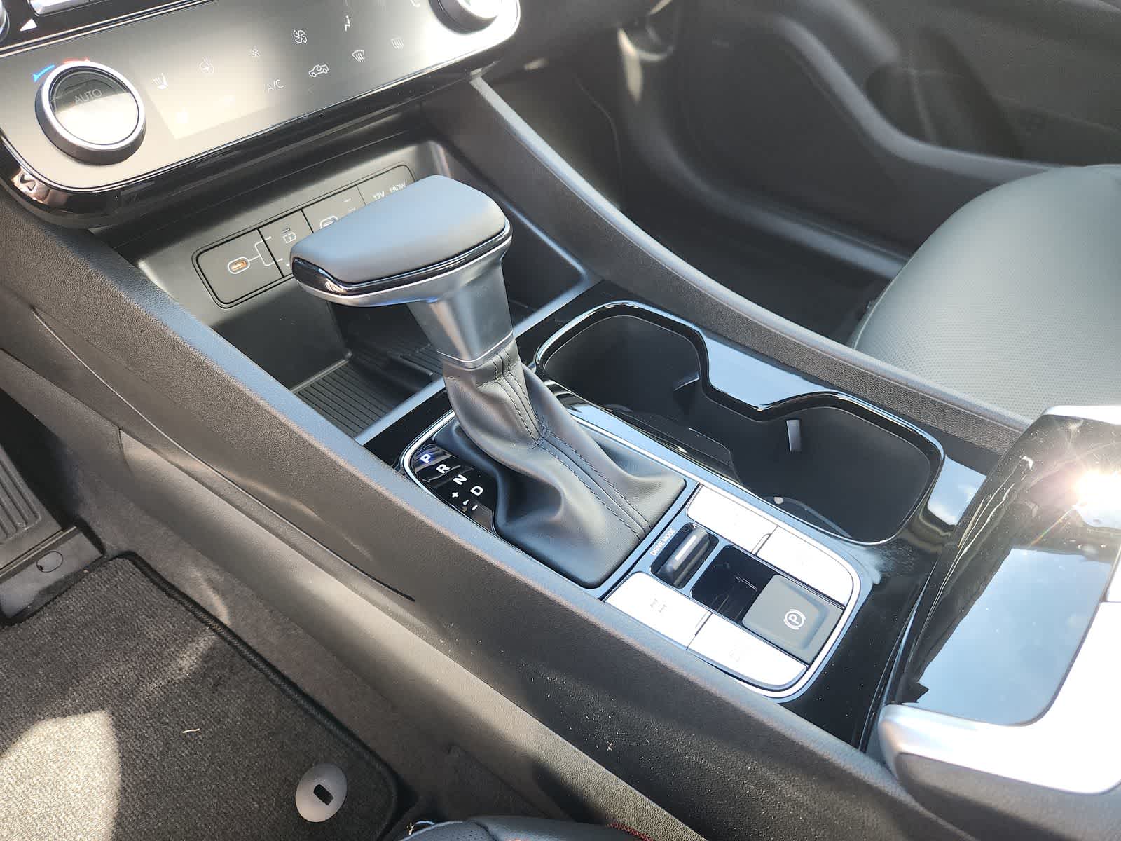 Thumbnail: 2025 Hyundai Santa Cruz - 25