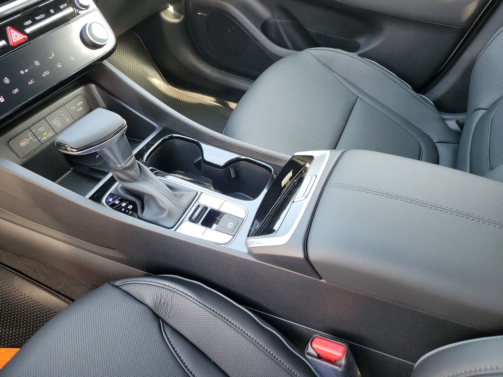 Thumbnail: 2025 Hyundai Santa Cruz - 24