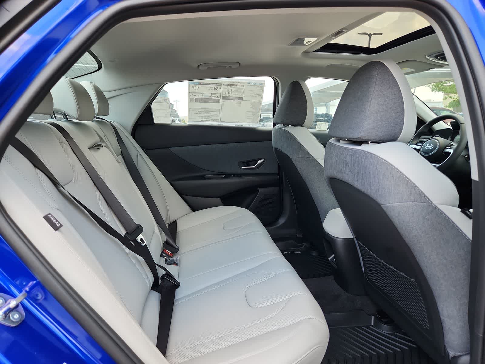 Thumbnail: 2025 Hyundai Elantra - 17