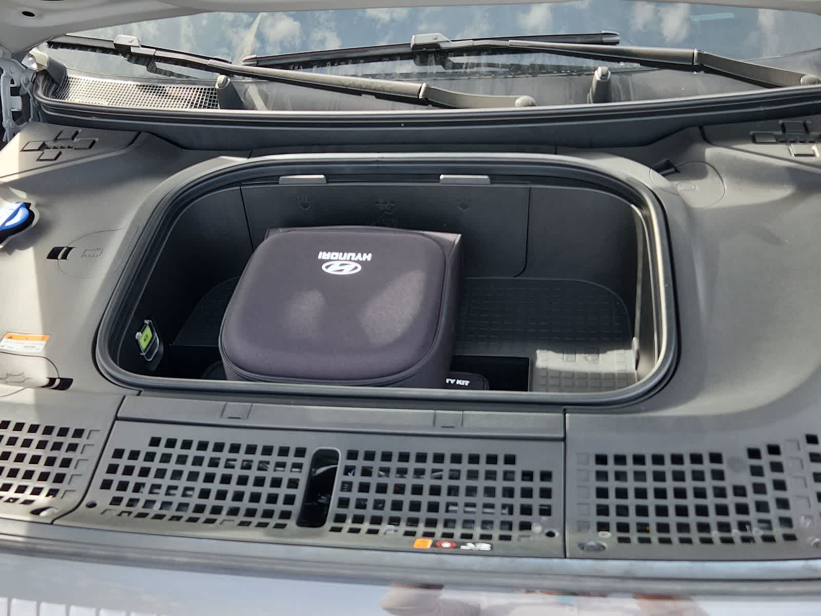 Thumbnail: 2026 Hyundai Ioniq - 13