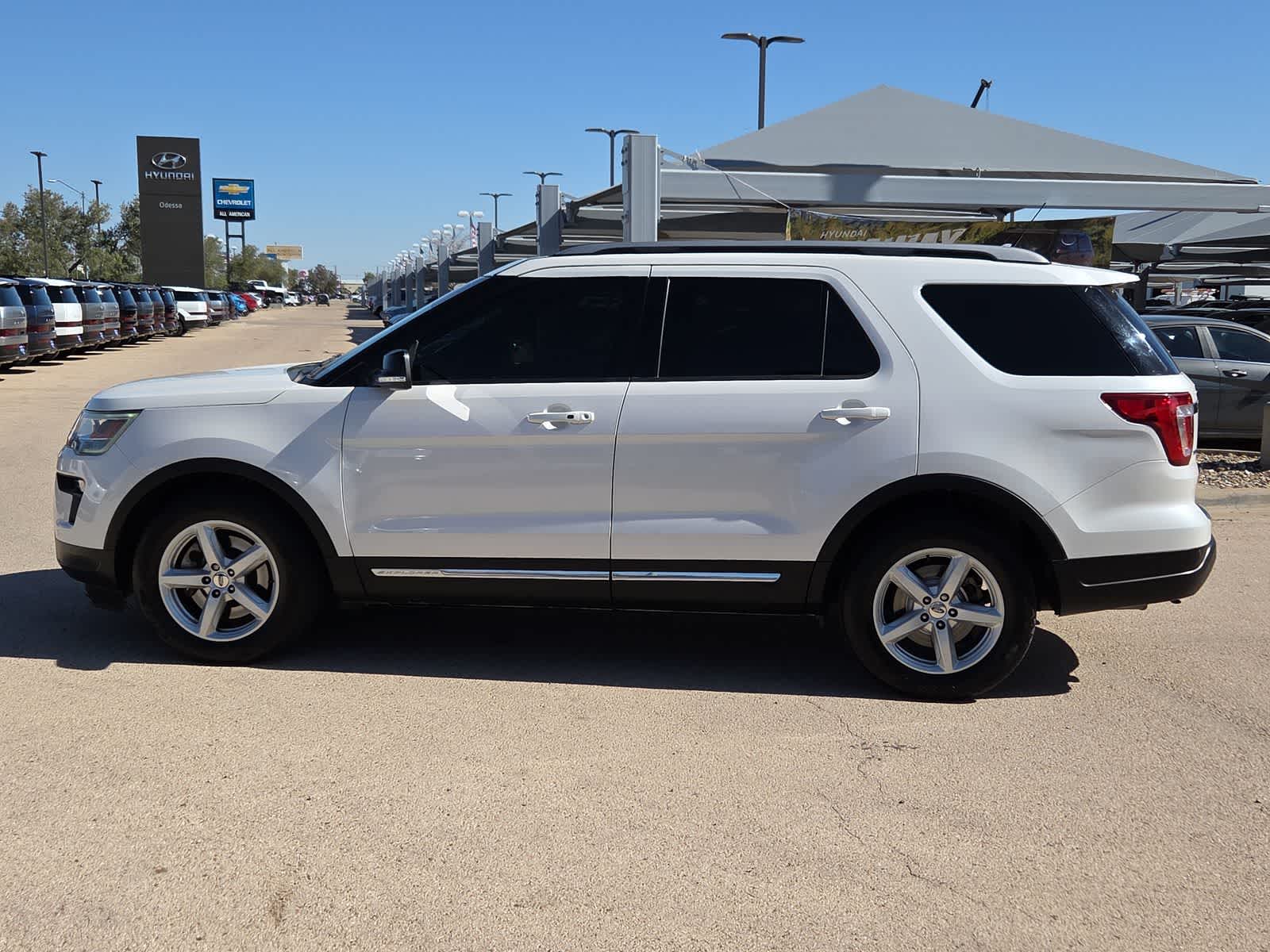 Thumbnail: 2018 Ford Explorer - 5