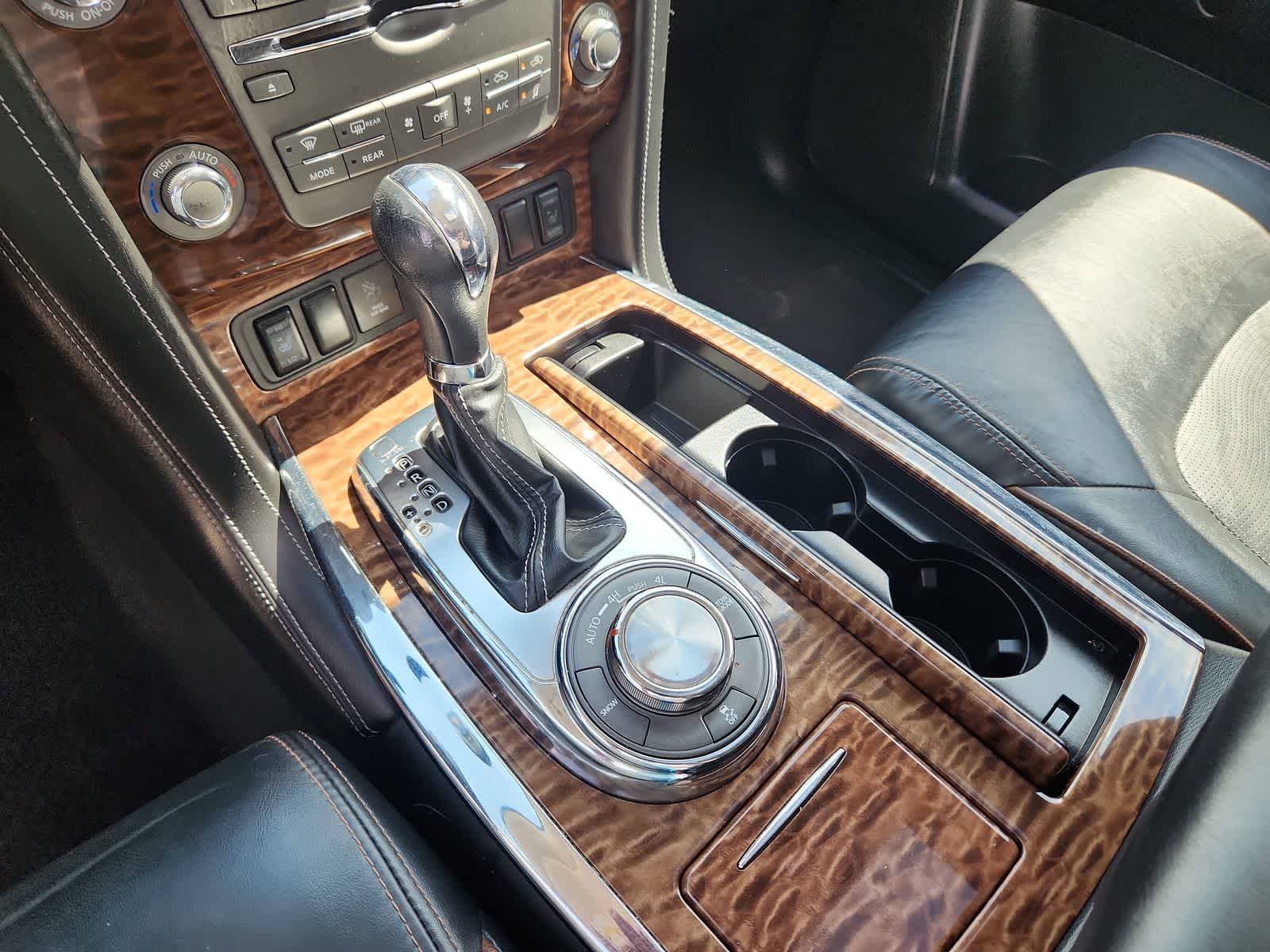 Thumbnail: 2020 Nissan Armada - 21