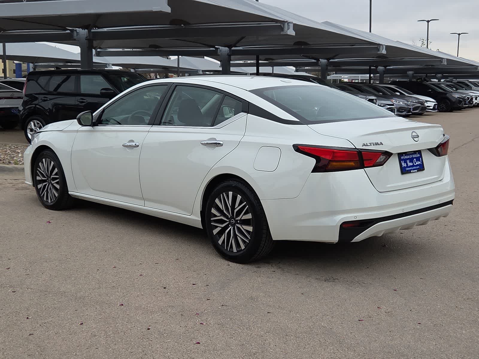 Thumbnail: 2024 Nissan Altima - 6